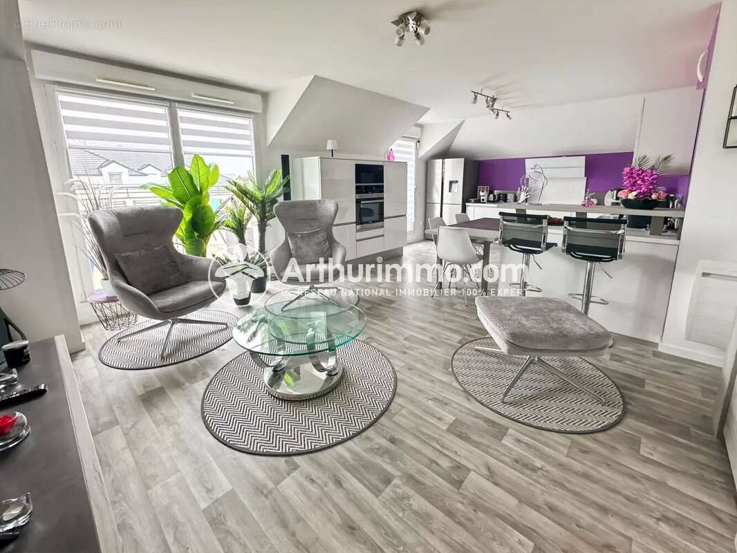 Appartement à SAINT-PIERRE-DU-PERRAY