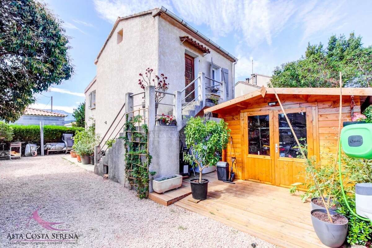 Maison à PRUNELLI-DI-FIUMORBO