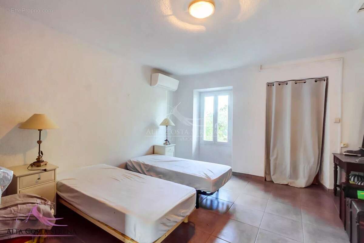 Maison à PRUNELLI-DI-FIUMORBO