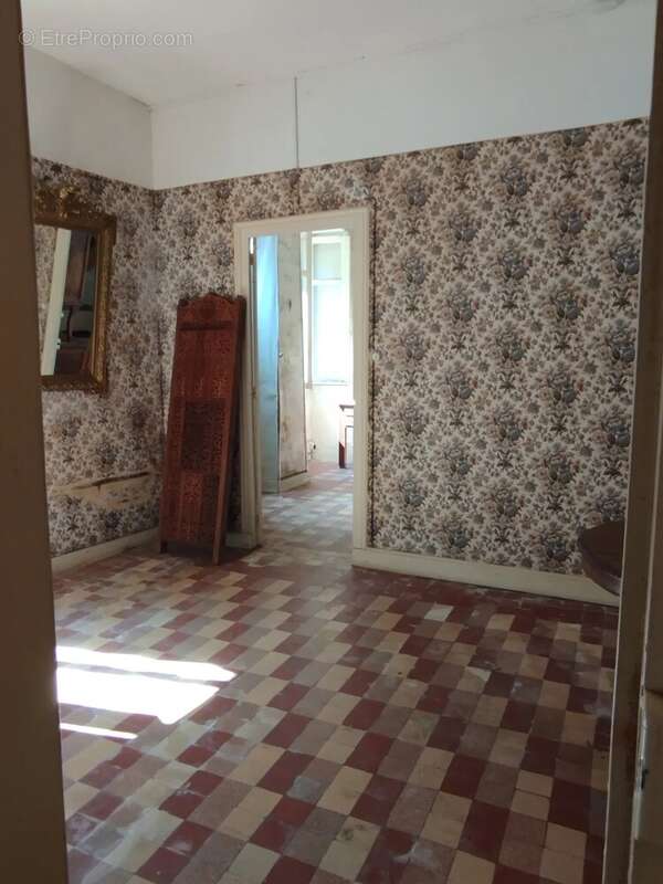 Maison à MONTREUIL-BELLAY