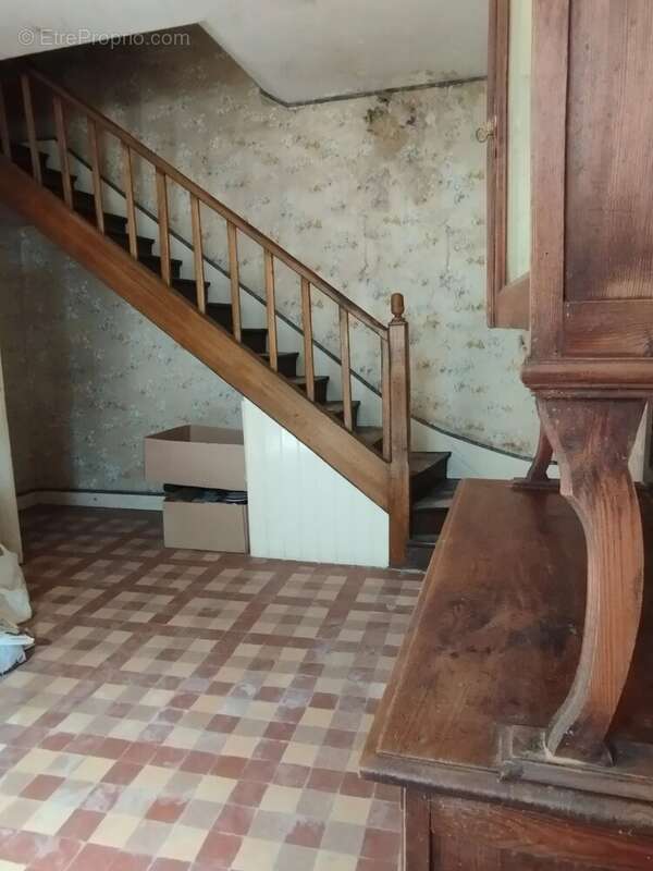 Maison à MONTREUIL-BELLAY