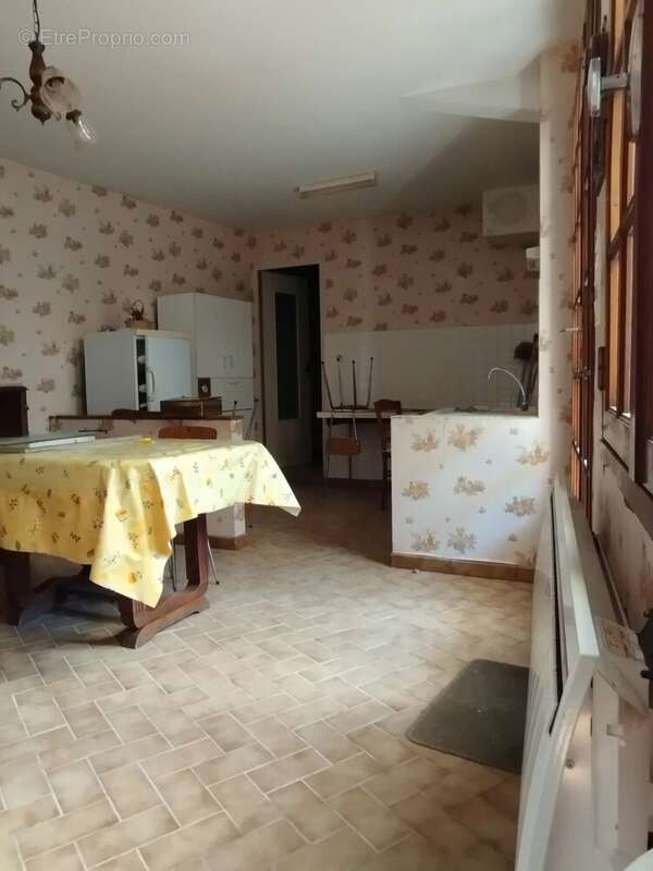 Maison à MONTREUIL-BELLAY