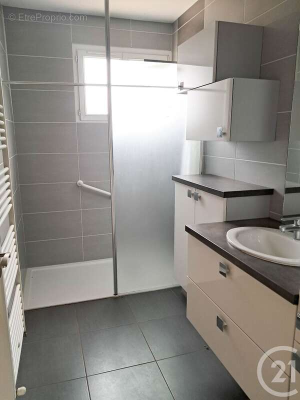 Maison à GROSBREUIL