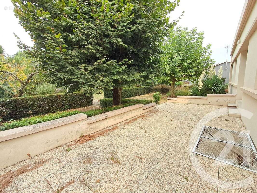 Maison à GROSBREUIL