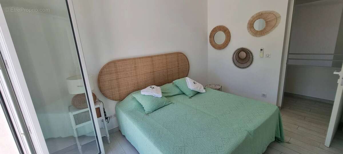 Maison à LES ISSAMBRES