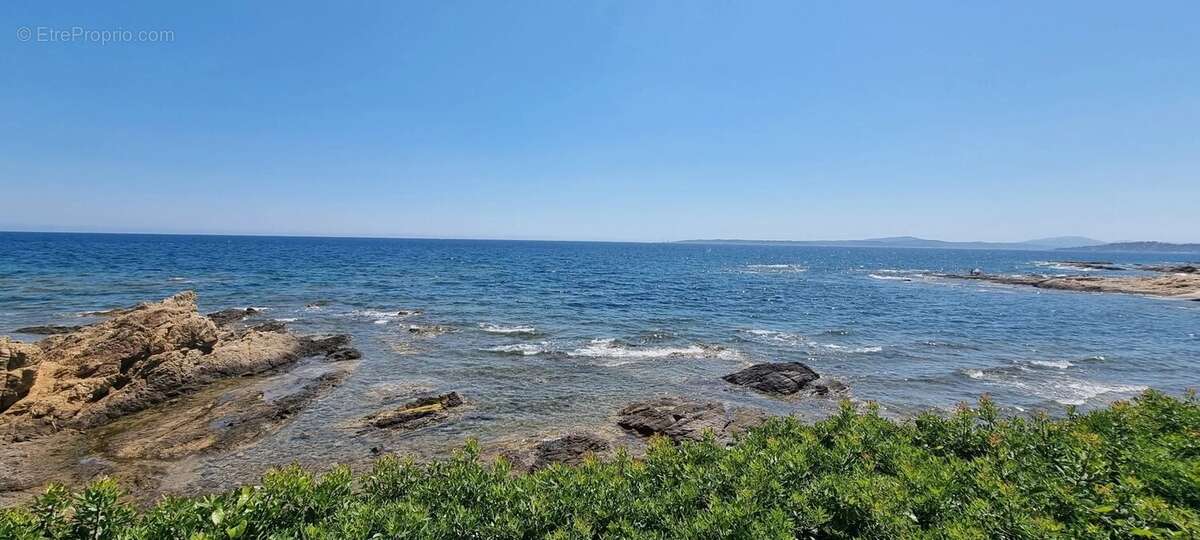 Maison à LES ISSAMBRES