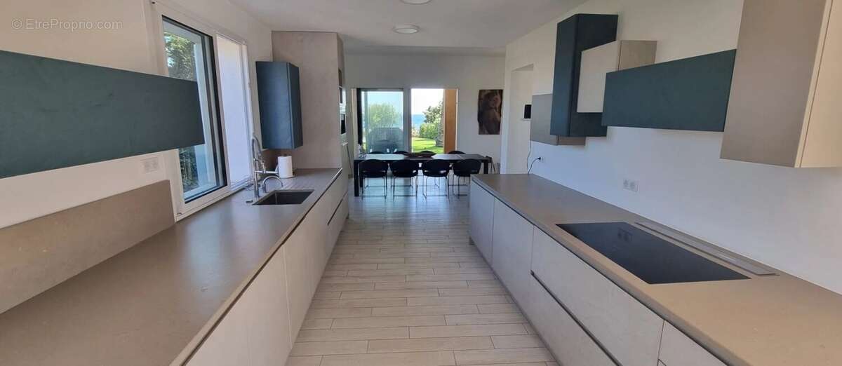 Maison à LES ISSAMBRES