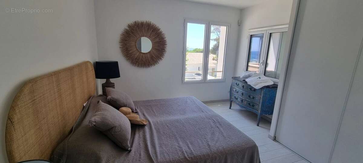 Maison à LES ISSAMBRES