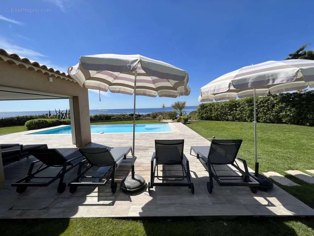 Maison à LES ISSAMBRES