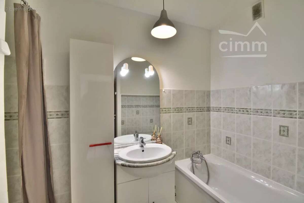 Appartement à SAINT-CYPRIEN