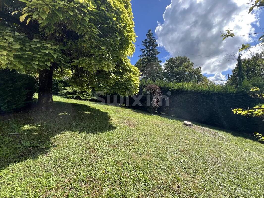 Maison à LONS-LE-SAUNIER