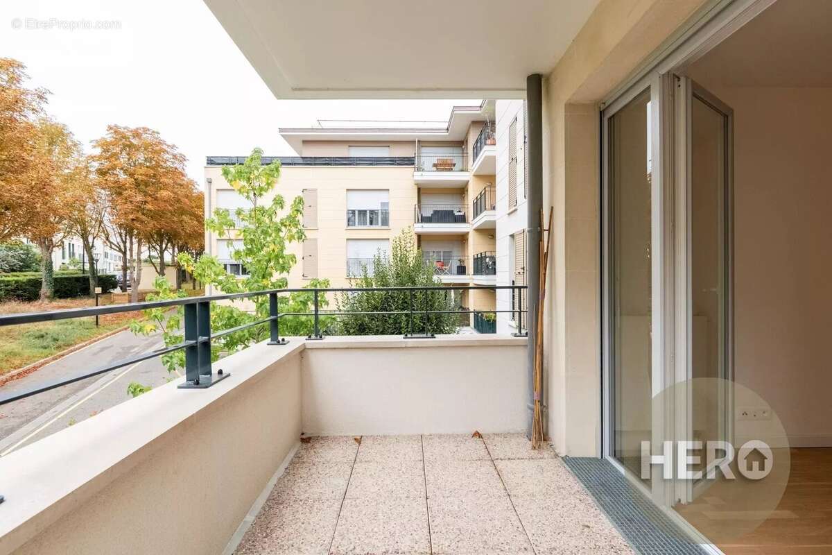 Appartement à VILLEPREUX