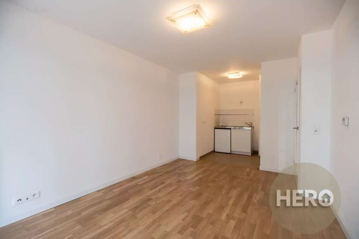 Appartement à VILLEPREUX