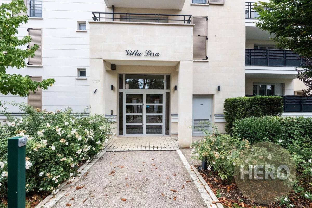 Appartement à VILLEPREUX