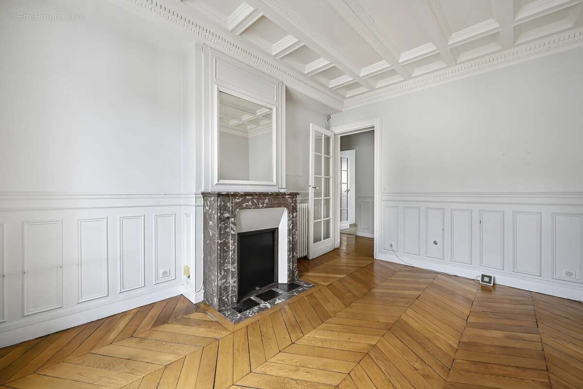 Appartement à PARIS-9E