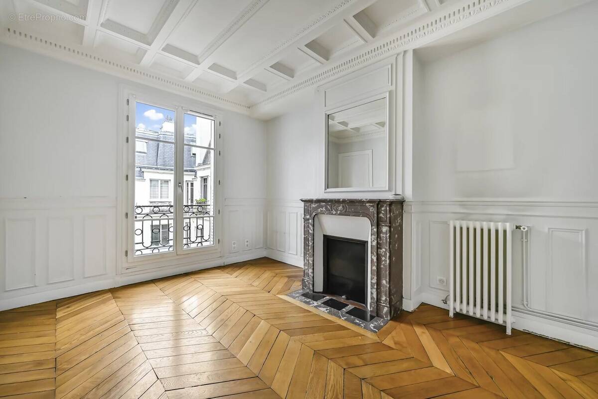 Appartement à PARIS-9E