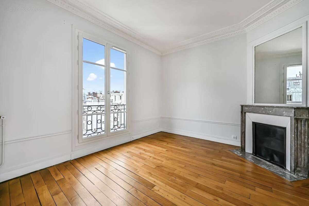 Appartement à PARIS-9E