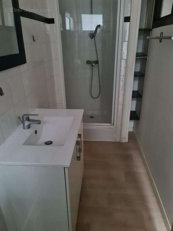 2ème Salle d&#039;Eau/Wc - Maison à BERGERAC