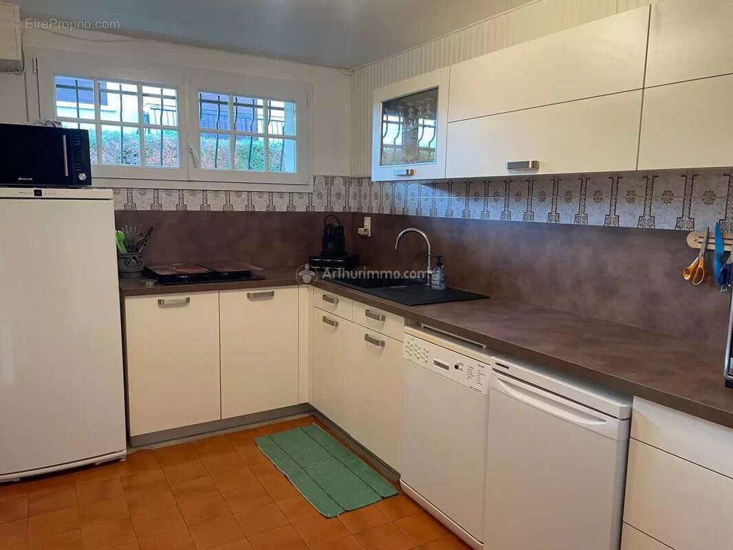 Maison à NEUFCHATEAU