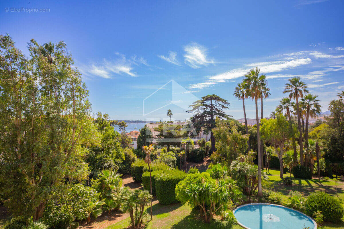 Appartement à MANDELIEU-LA-NAPOULE