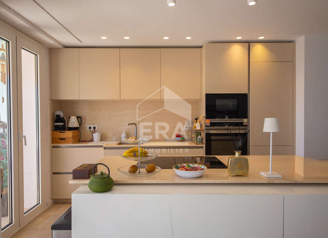 Appartement à MANDELIEU-LA-NAPOULE