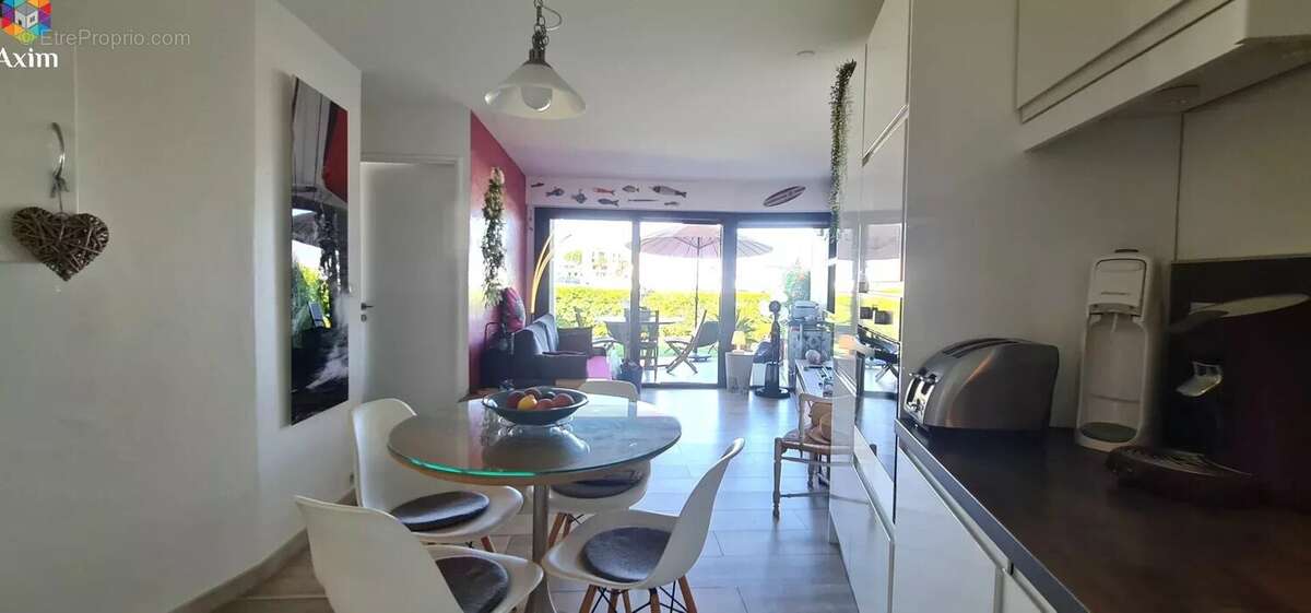 Appartement à COGOLIN