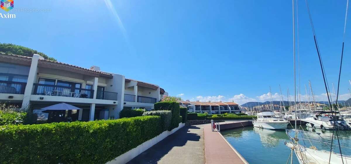 Appartement à COGOLIN