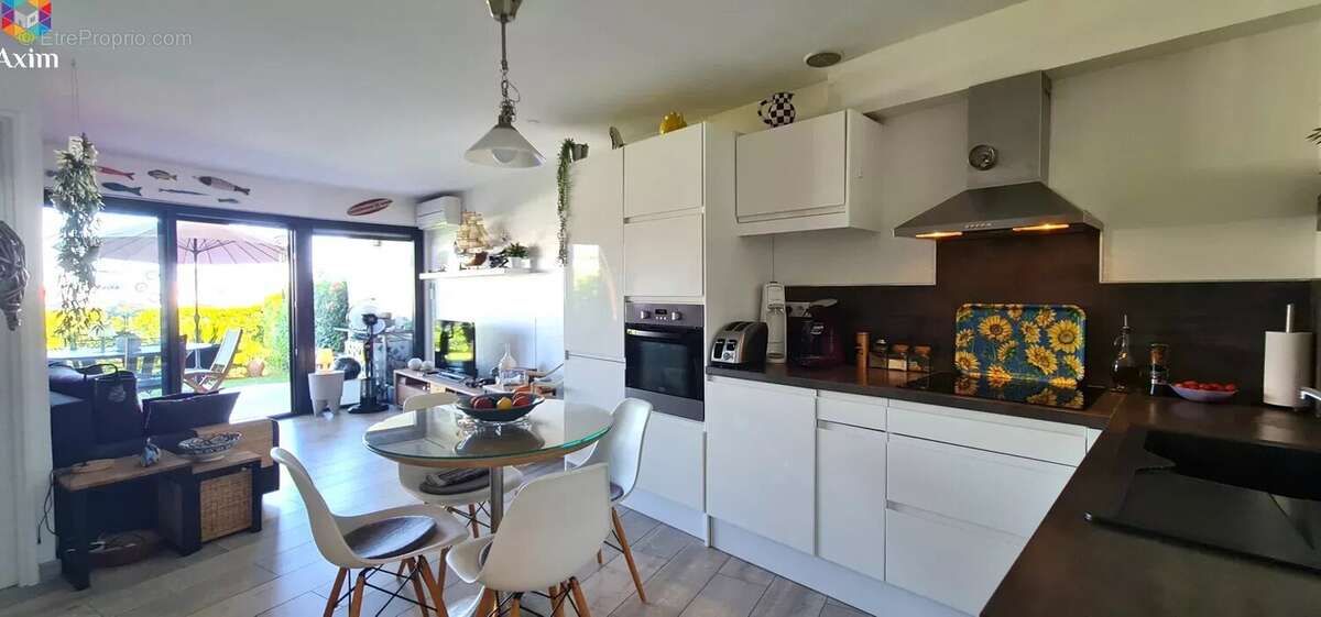 Appartement à COGOLIN