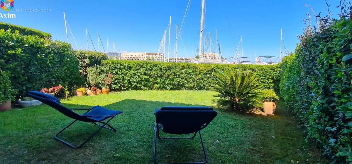 Appartement à COGOLIN