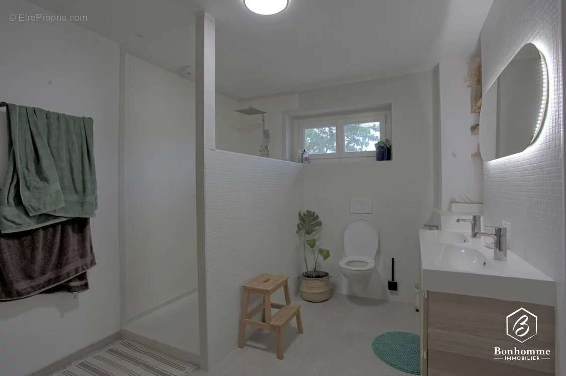 Maison à LESTIAC-SUR-GARONNE