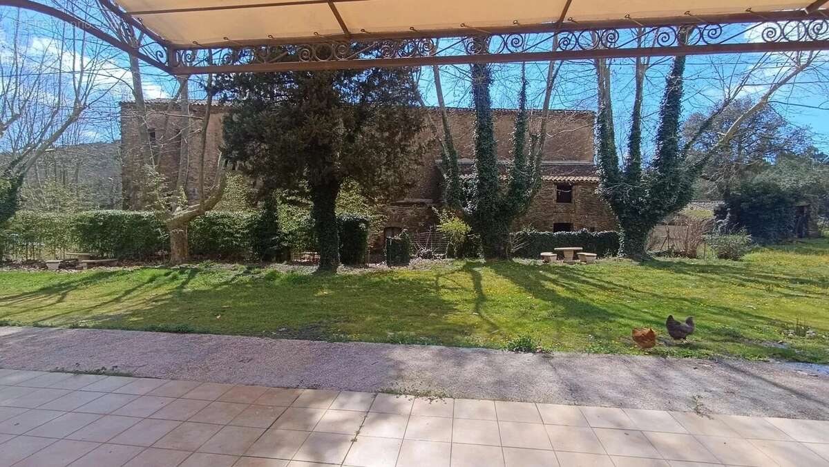 Appartement à BORMES-LES-MIMOSAS