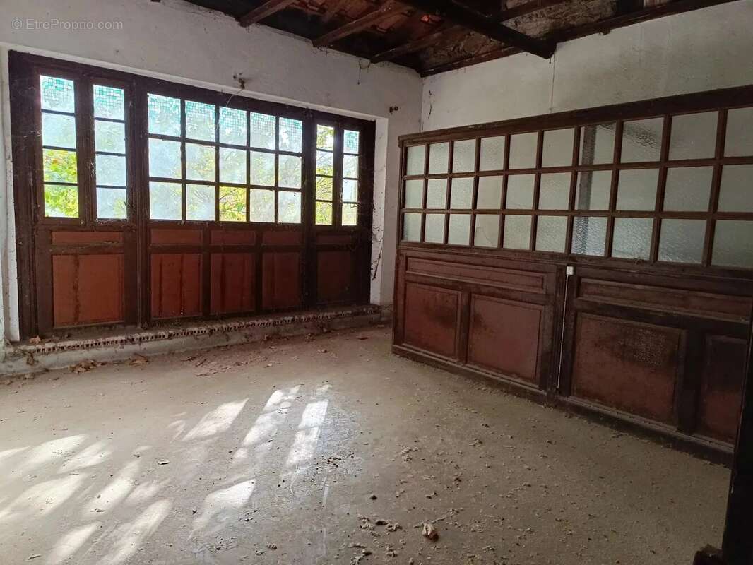 Appartement à BORMES-LES-MIMOSAS