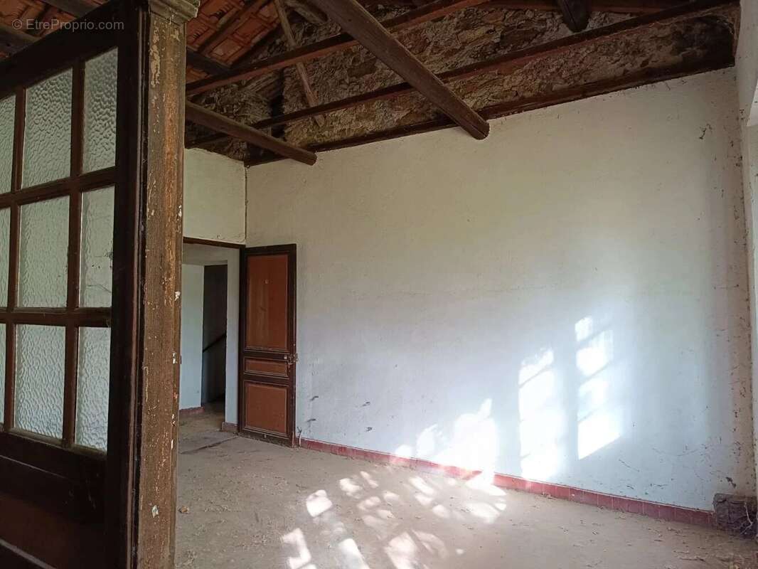 Appartement à BORMES-LES-MIMOSAS