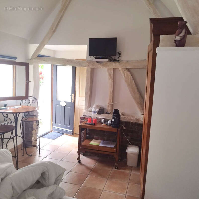 Maison à BEAURAINVILLE