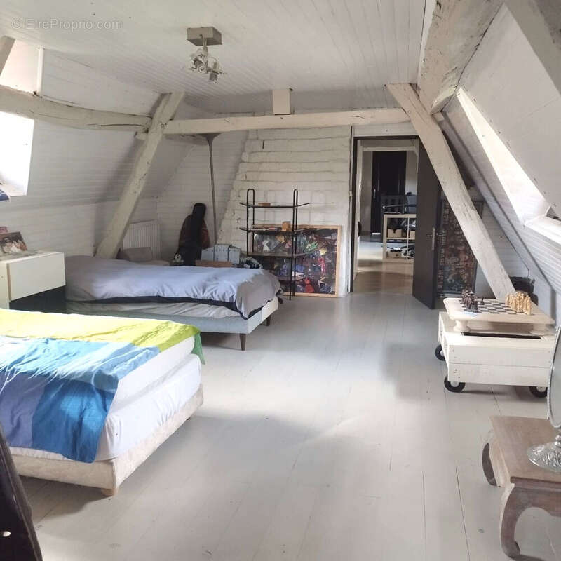 Maison à BEAURAINVILLE