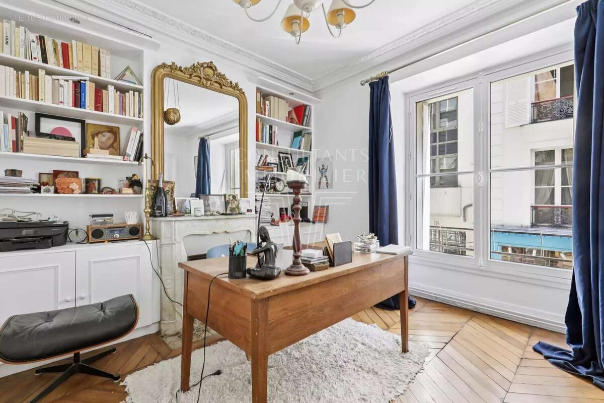 Appartement à PARIS-6E