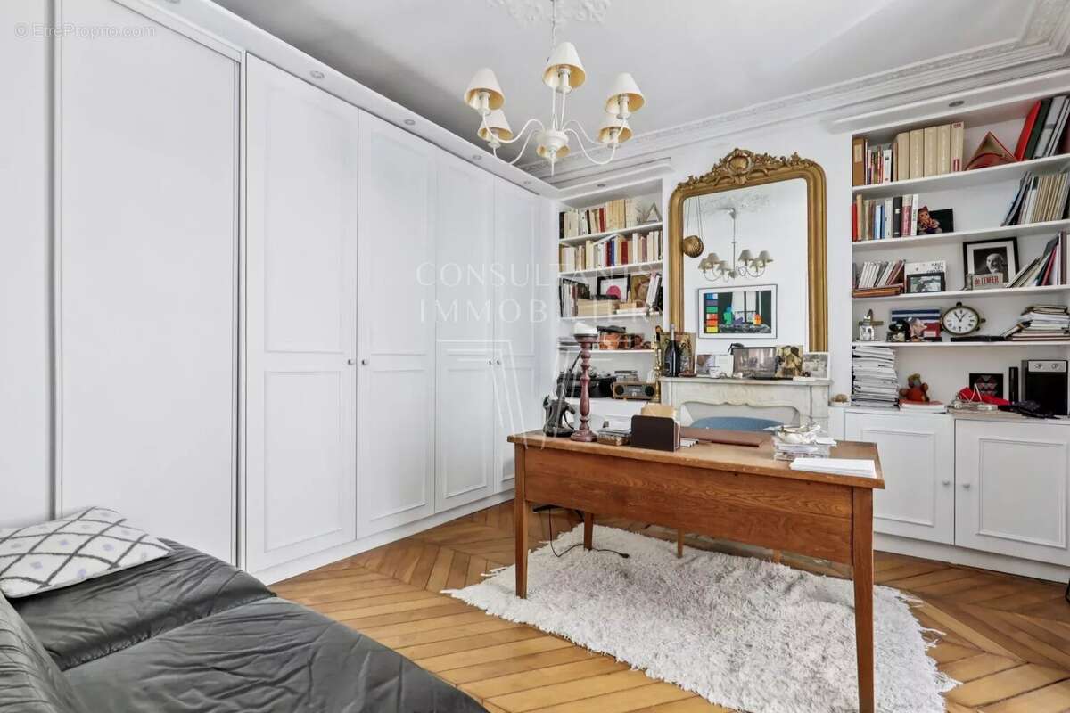 Appartement à PARIS-6E