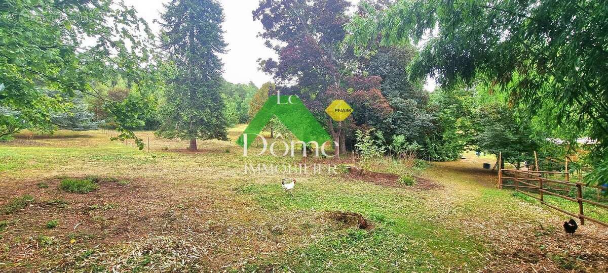 Maison à VALLANGOUJARD