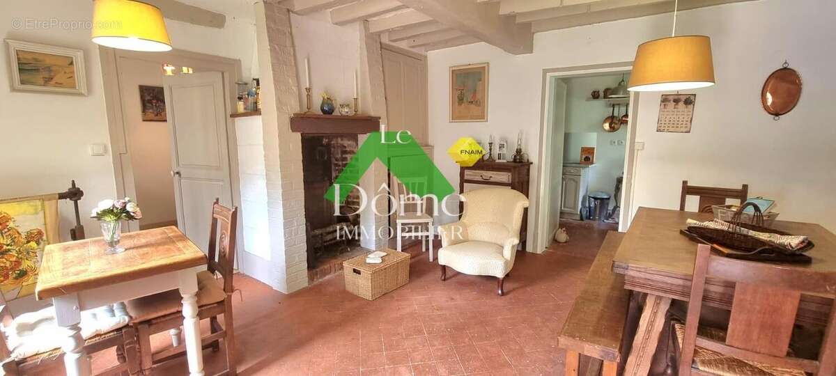 Maison à AMBLAINVILLE