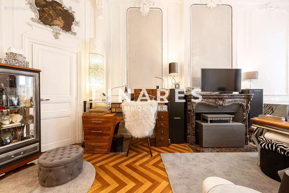 Appartement à MARSEILLE-6E