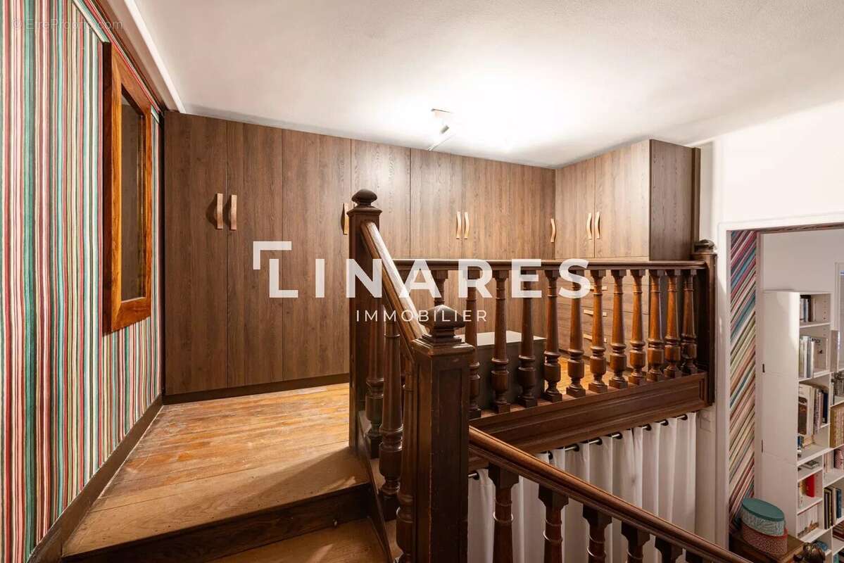 Appartement à MARSEILLE-6E