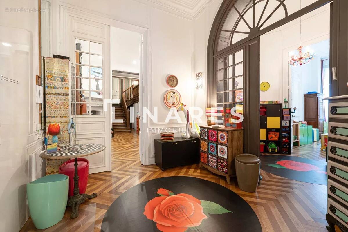 Appartement à MARSEILLE-6E
