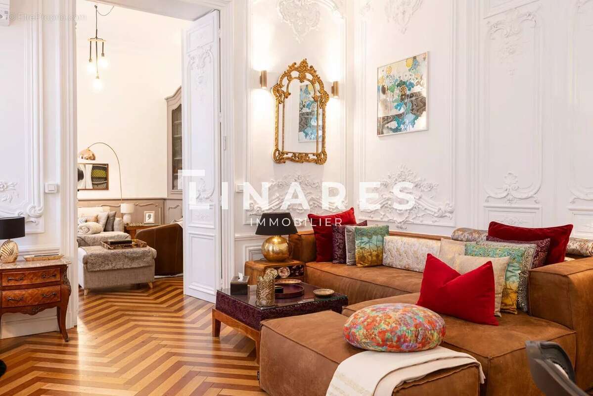 Appartement à MARSEILLE-6E