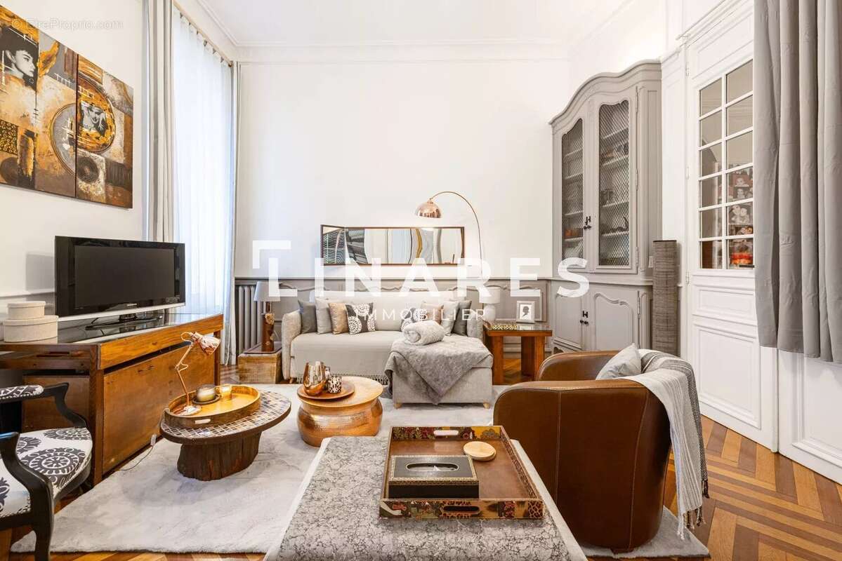 Appartement à MARSEILLE-6E