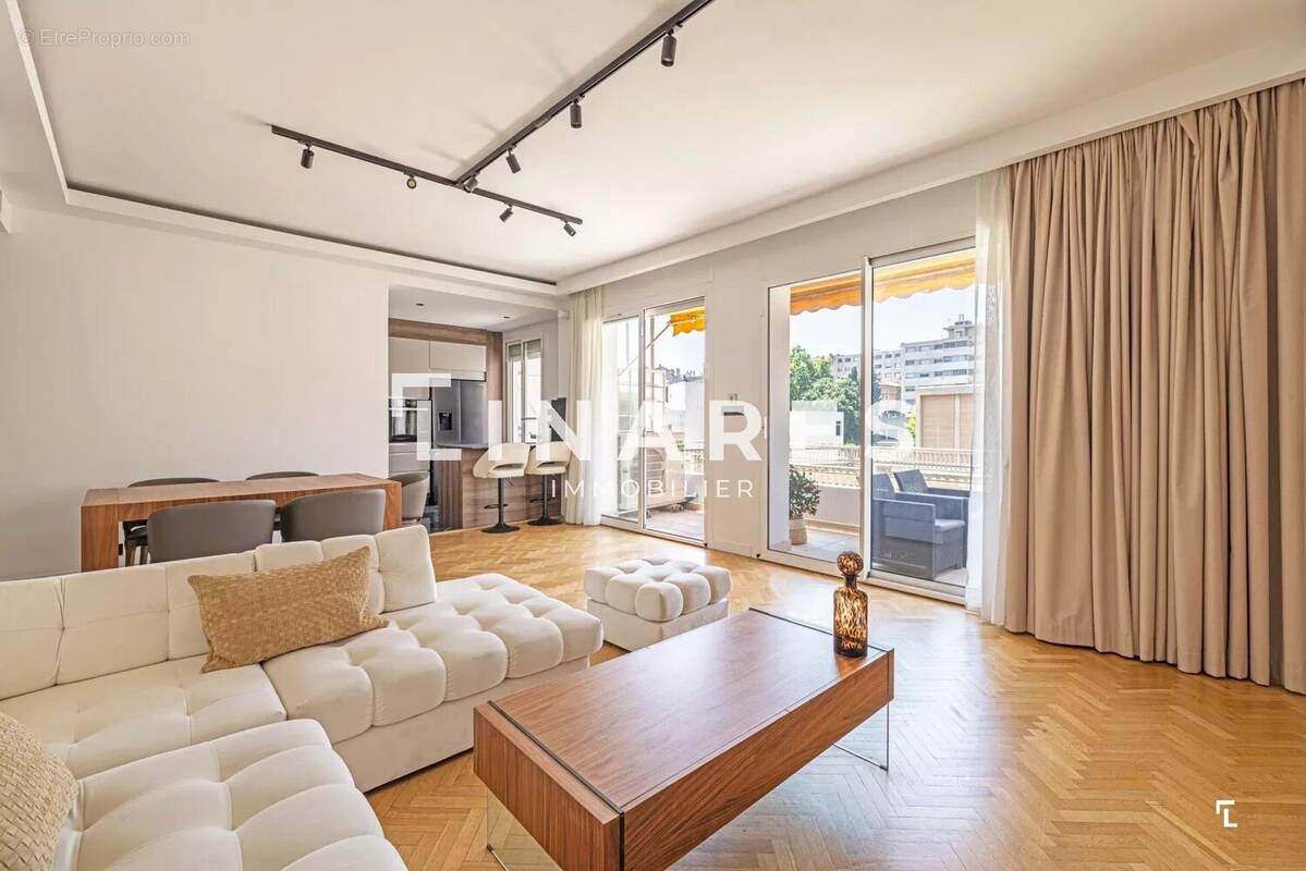 Appartement à MARSEILLE-8E