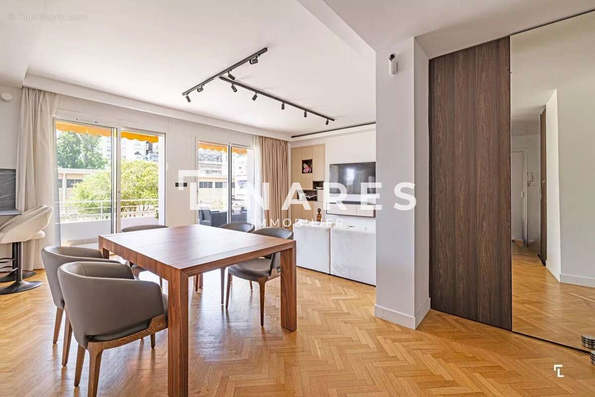 Appartement à MARSEILLE-8E