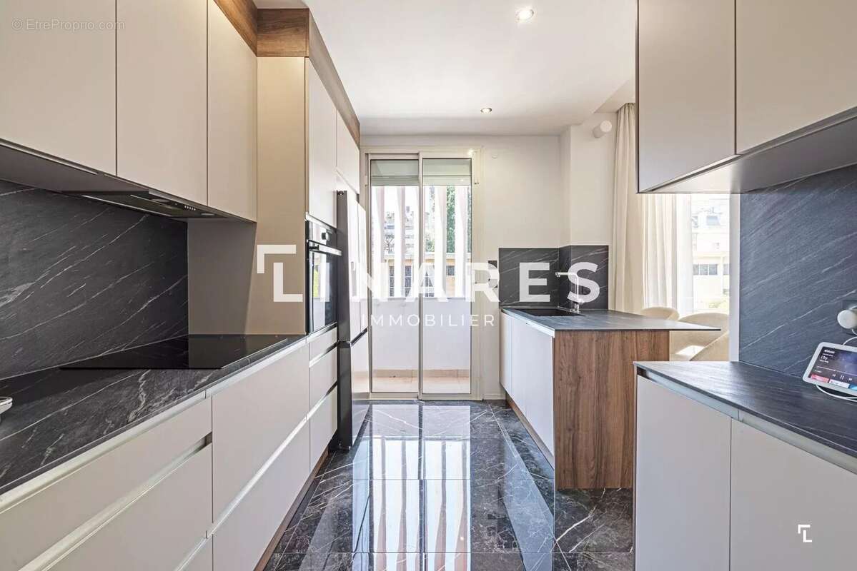 Appartement à MARSEILLE-8E