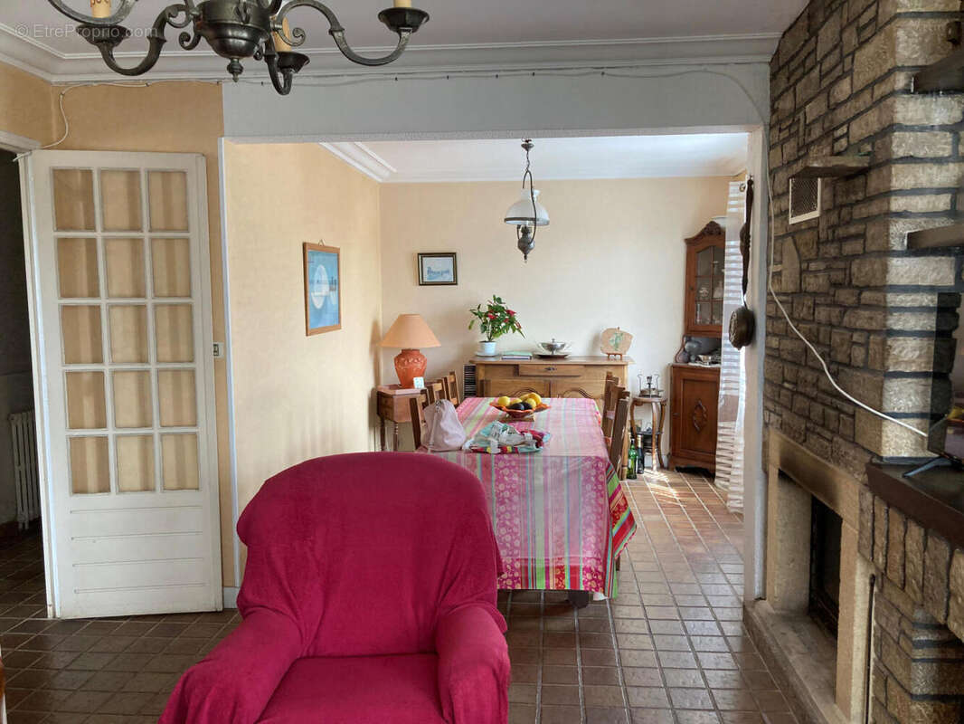 sejour bis etage - Maison à CAHORS