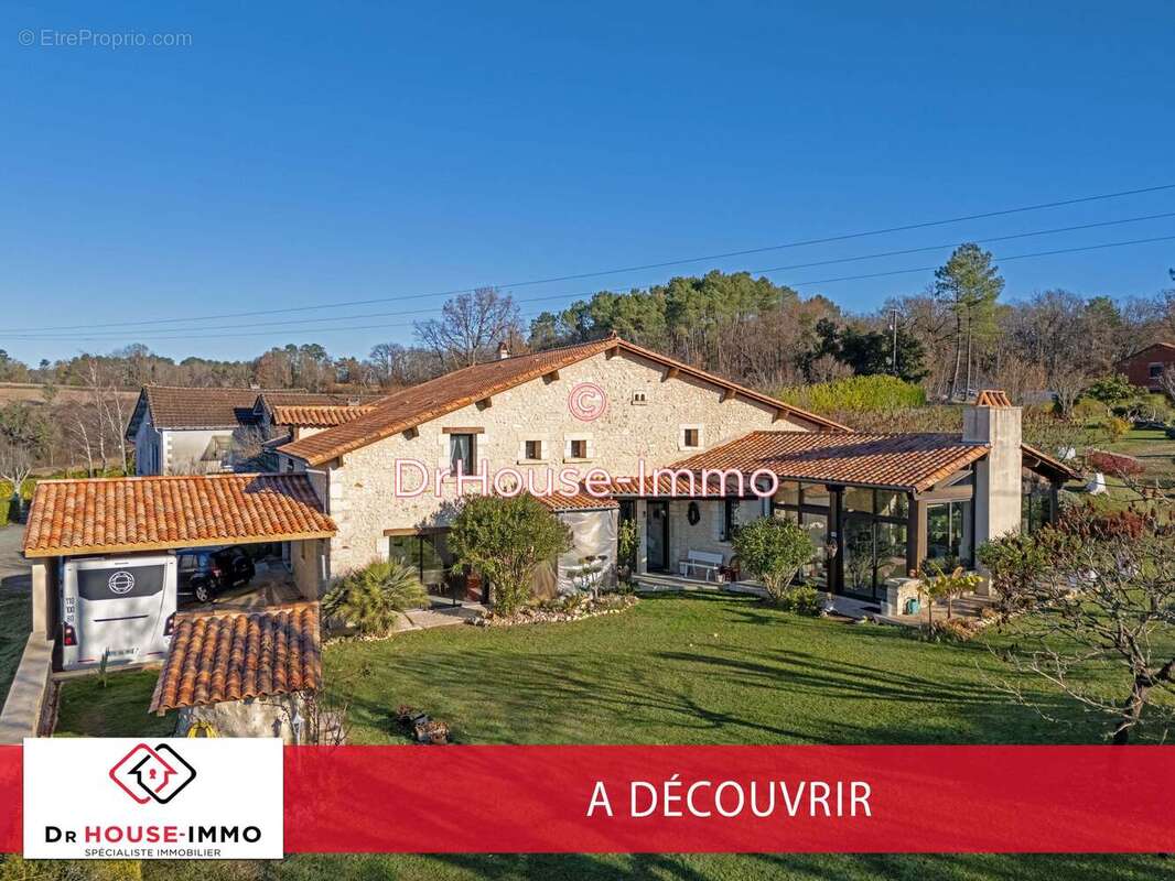 Maison à SAINT-ASTIER