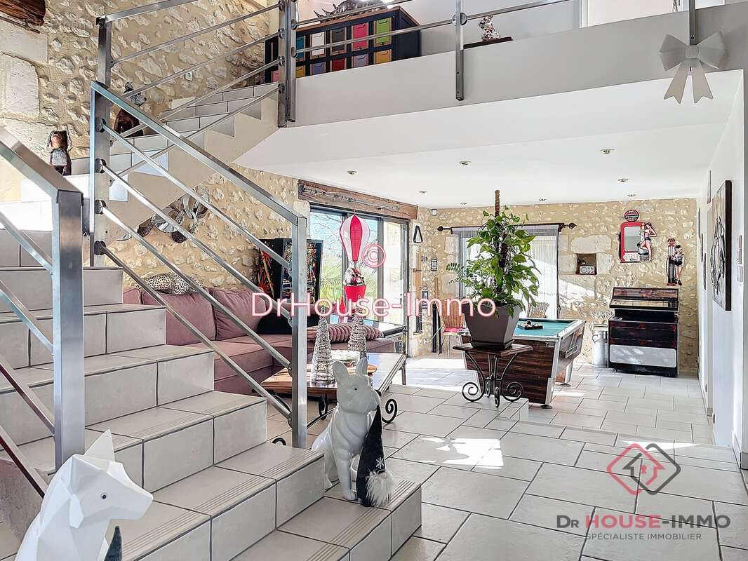 Maison à SAINT-ASTIER